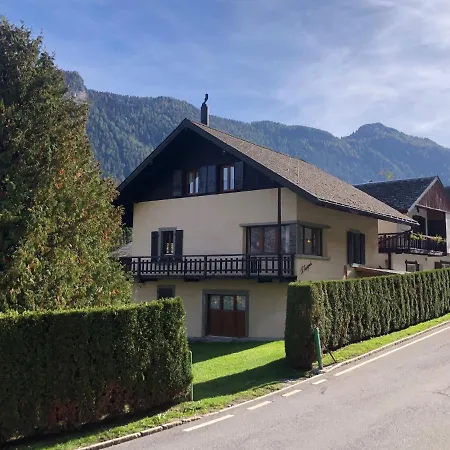 Familial L'escapade - - Swiss Alps